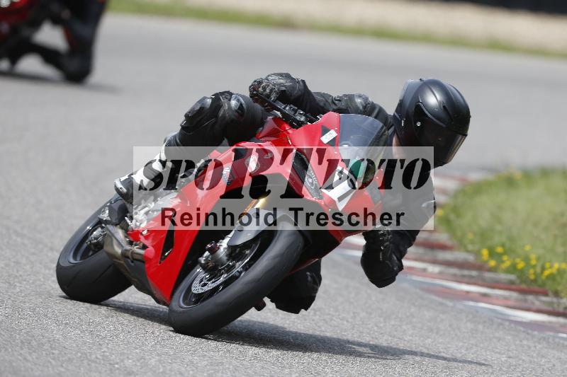 /25 10.06.2025 MaxRacing ADR/Gruppe gruen/77-1